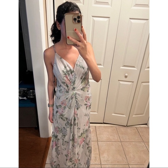 NWT ADRIANNA PAPELL Metallic Floral Gown Dress | US 6 - Picture 1 of 5